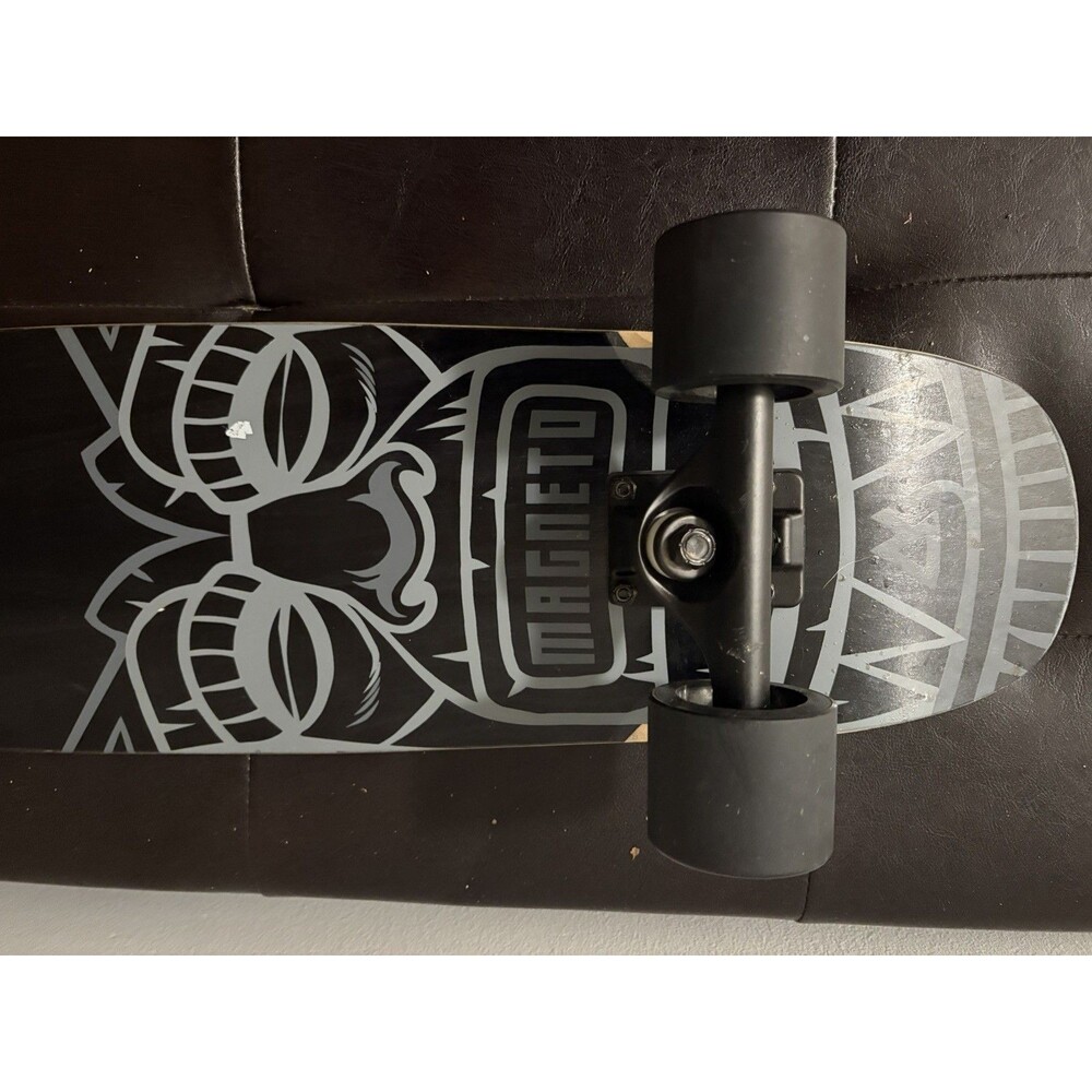 Magneto Mini Cruiser Skateboard TIKI | 27.5" x 7.5" | Short Board | Canadian